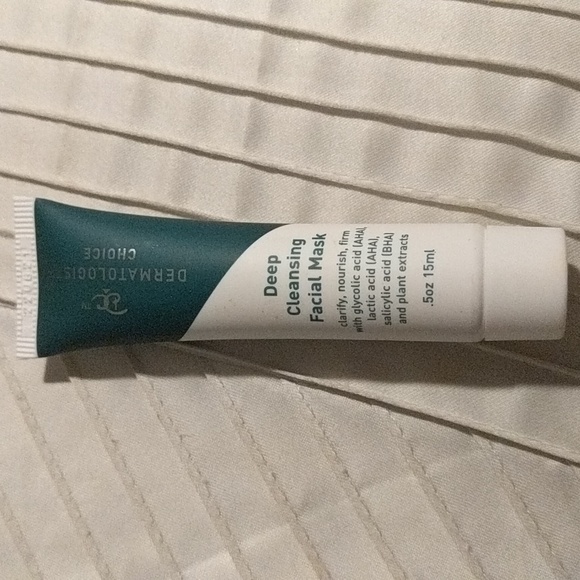 NWT deep cleansing facial mask - Picture 1 of 2